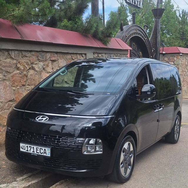 Hyundai Staria
