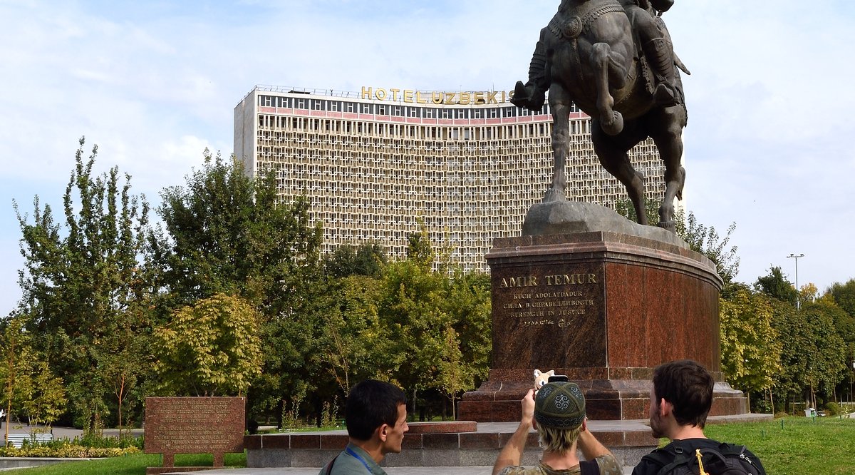 Площадь Амира Темура, Ташкент